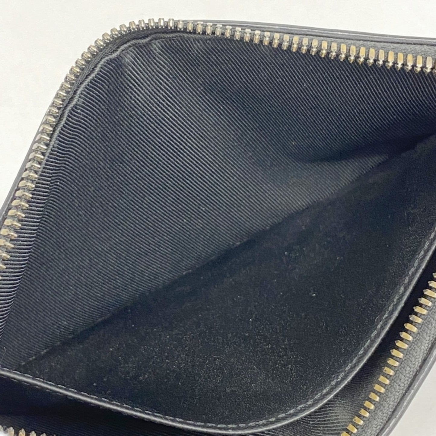 Louis Vuitton Monogram Eclipse Discovery Pm Pouch M44323 Black