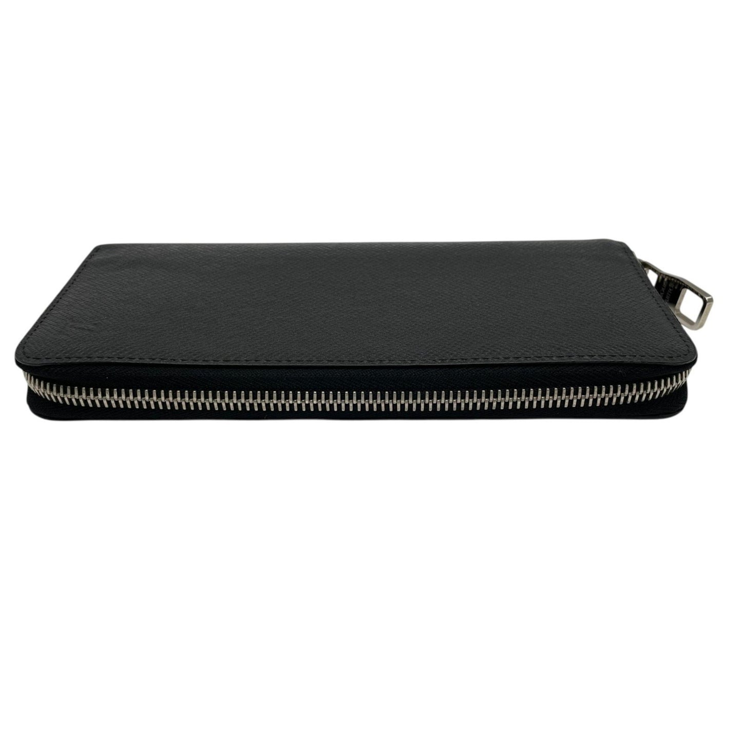 Louis Vuitton Taiga Zippy Wallet Vertical M32822 Long In Noir Black Leather With Silver Hardware