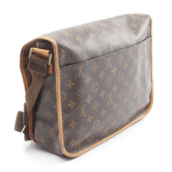 Louis Vuitton Bosphore Messenger Bag