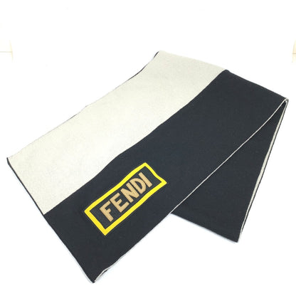 Fendi Fxs124 Logo Bicolor Scarf Black X White