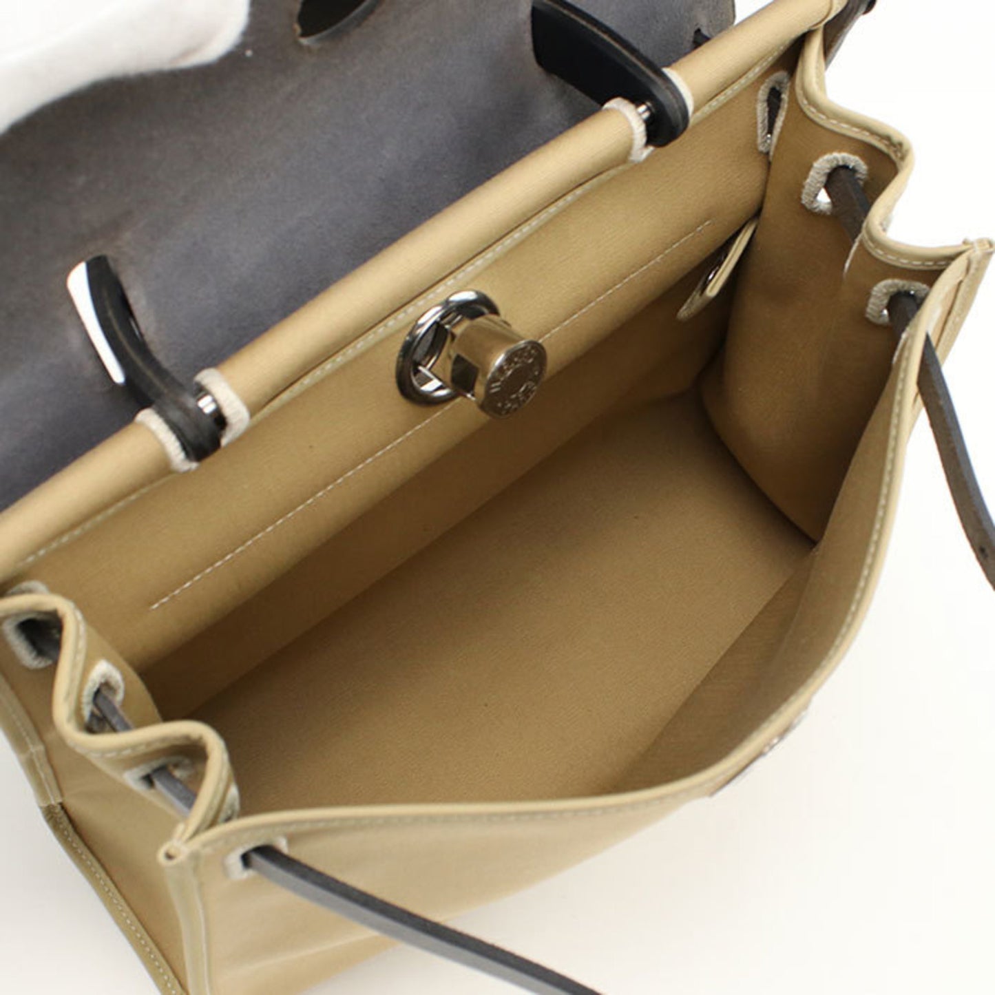 Hermes Hermes Airbag Zip Pm Handbag