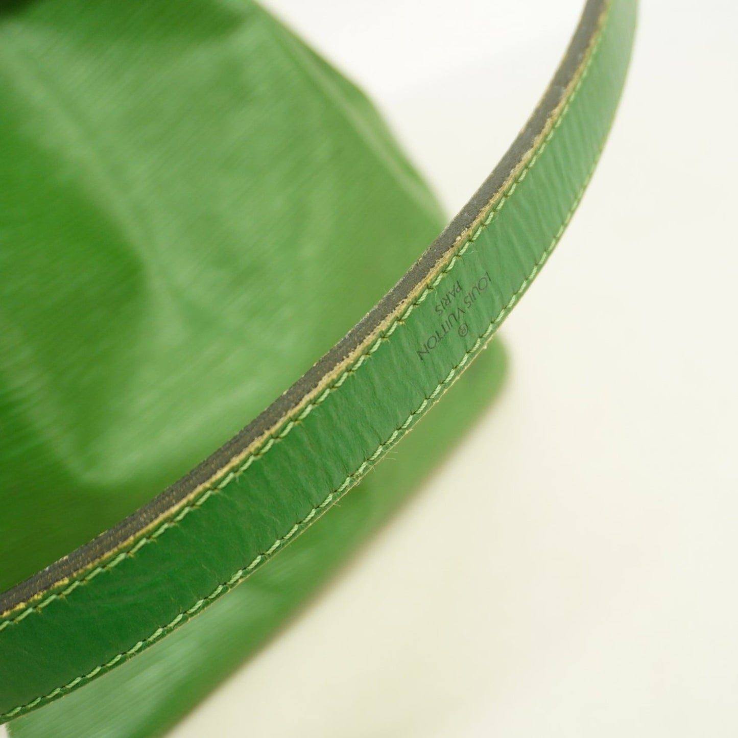 Bag Louis Vuitton Shoulder