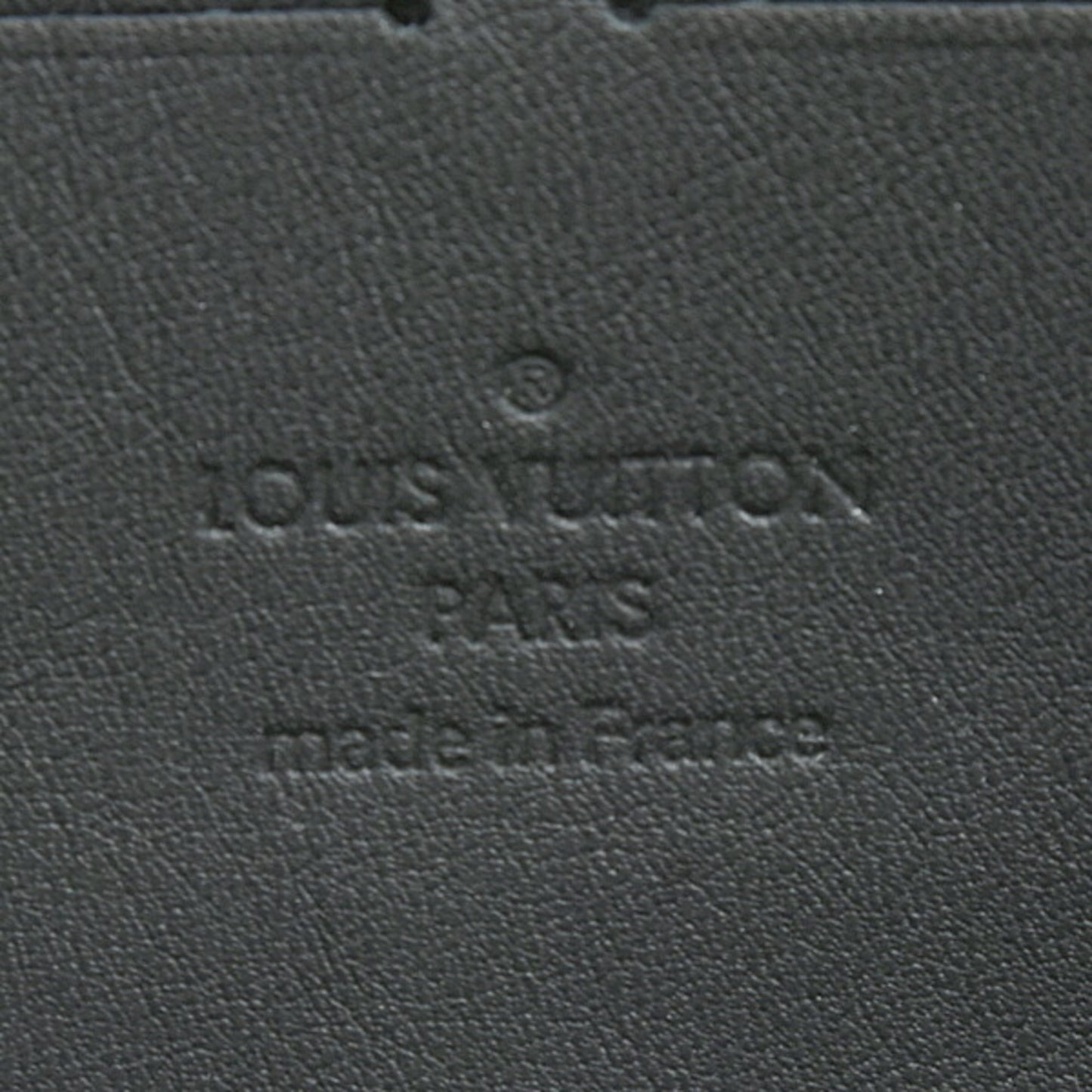 Louis Vuitton Men'S Zippy Wallet