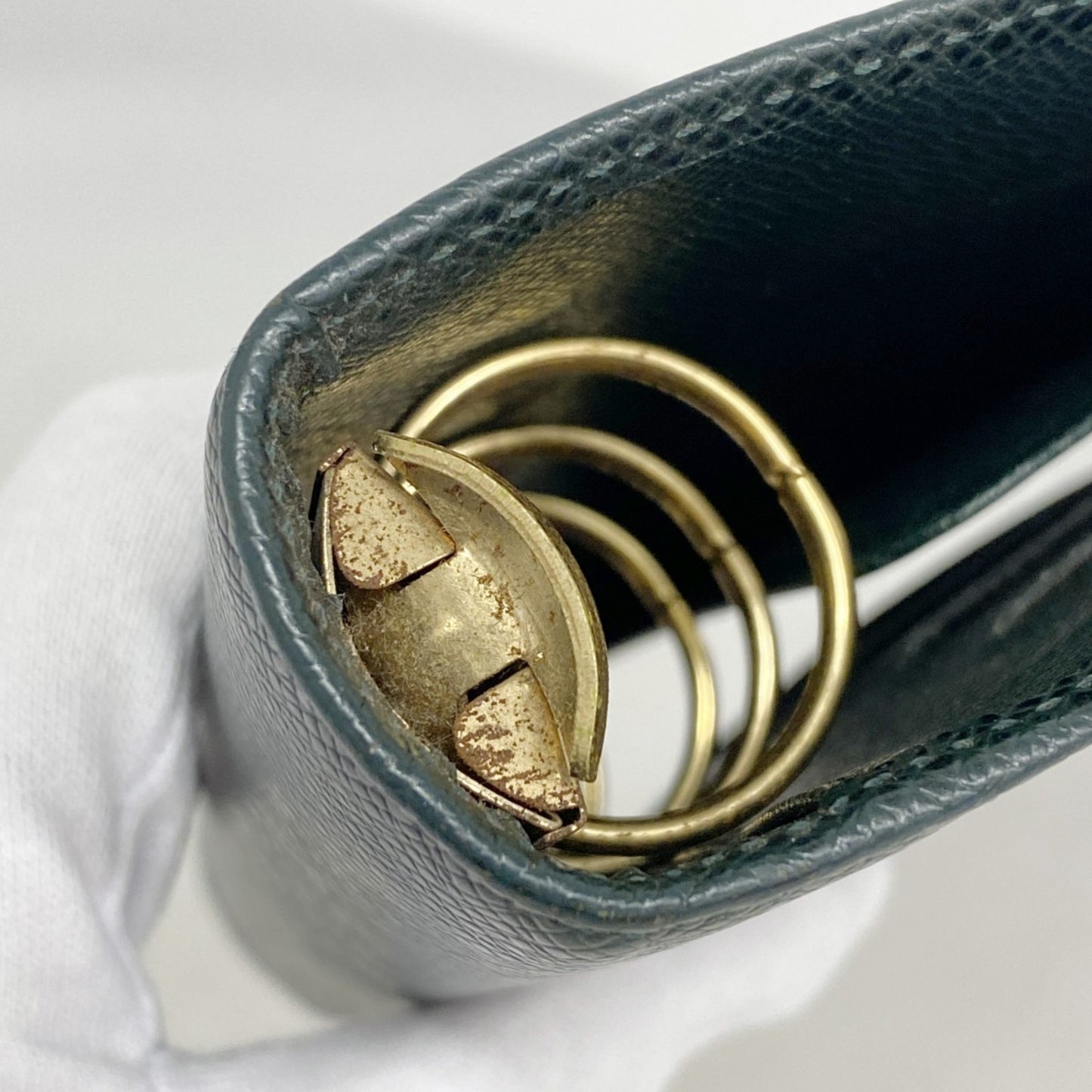 Louis Vuitton Taiga Agenda Mm Planner Cover R20431 Episea