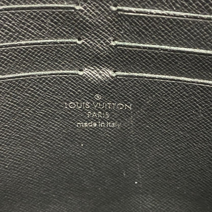 Louis Vuitton Monogram Eclipse Reverse Pochette Voyage Clutch Bag M69535 Gray/Black