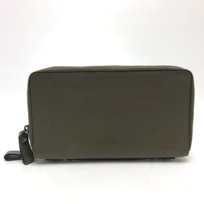 Valentino Garavani Rockstud Double Zip Wallet