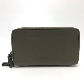 Valentino Garavani Rockstud Double Zip Wallet