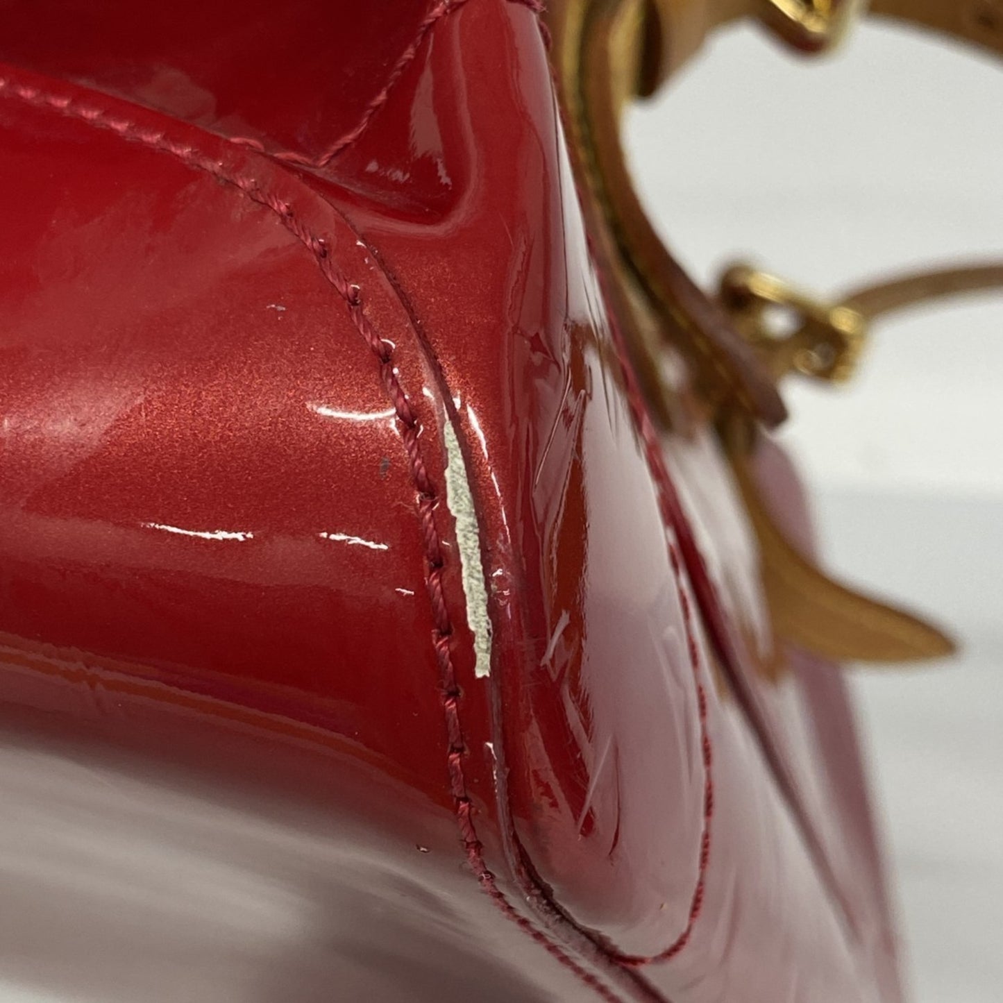 Louis Vuitton Vernis Rosewood Avenue Handbag M93507 Pomme D'Amour