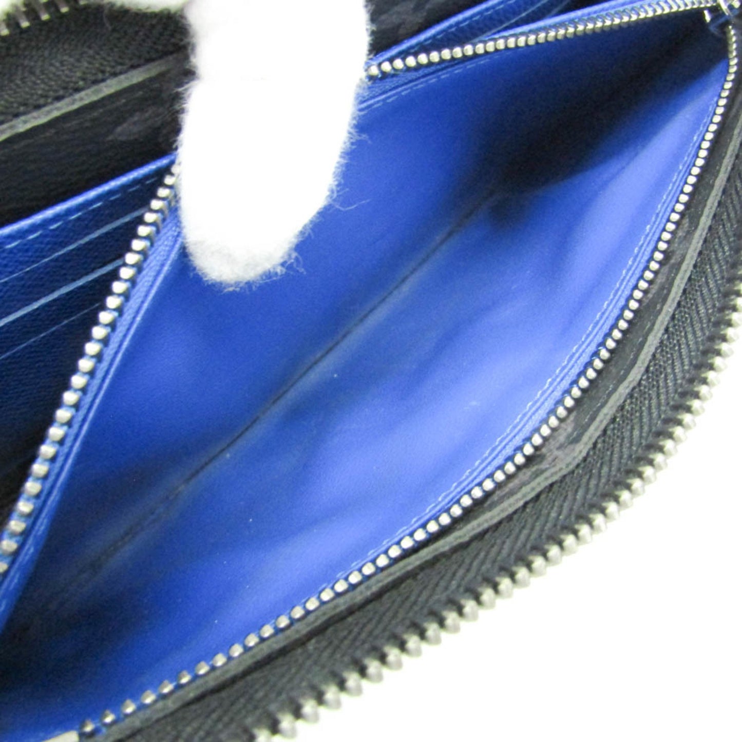 Louis Vuitton Monogram Eclipse Zippy Dragonne M80994