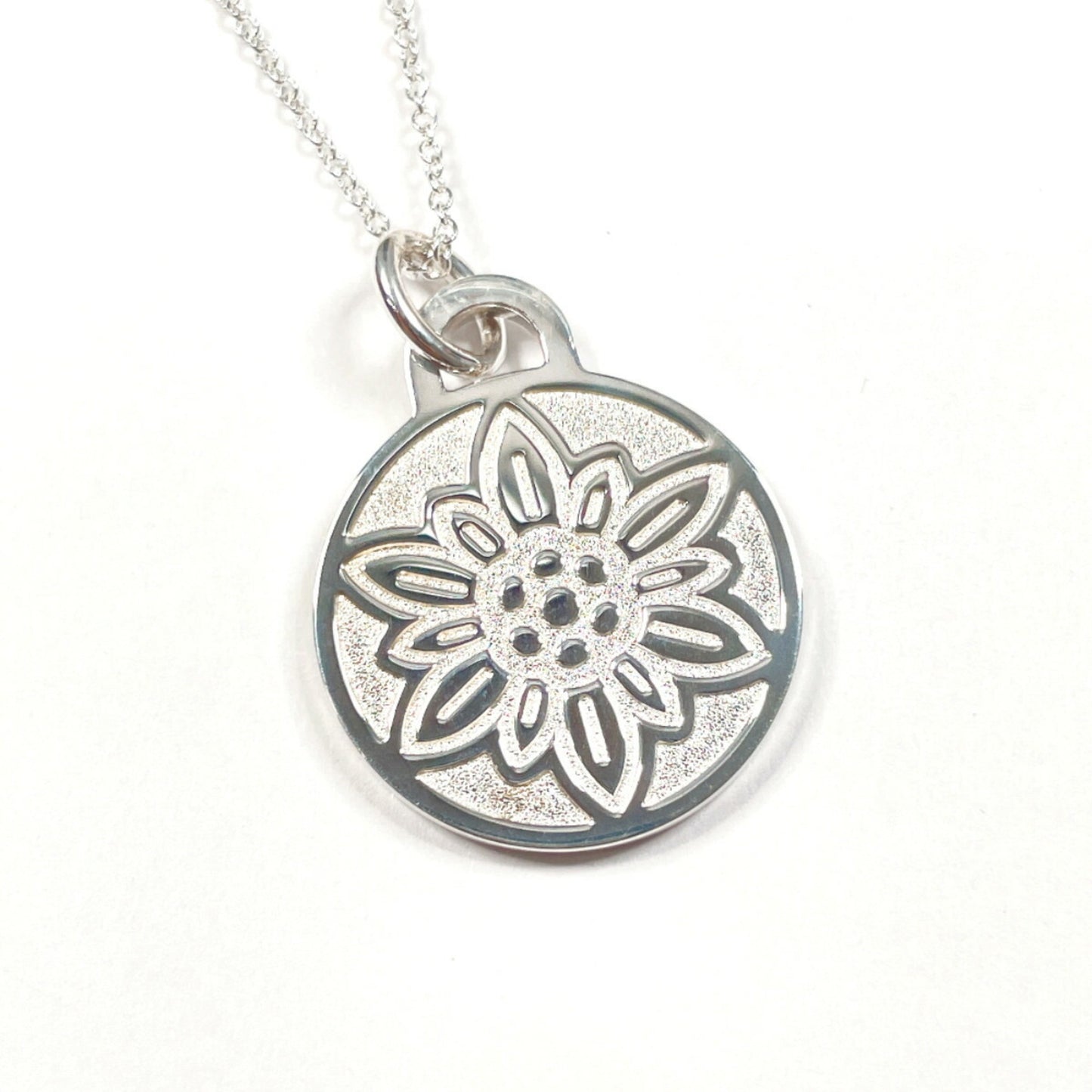 Tiffany & Co. Tiffany Go Women 2023 Necklace