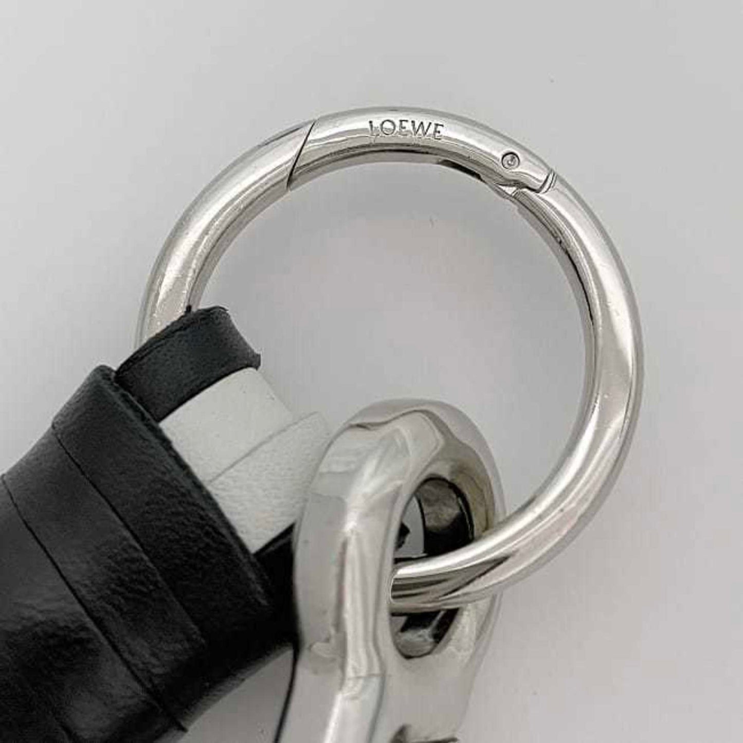 Loewe Ec-23674 Black