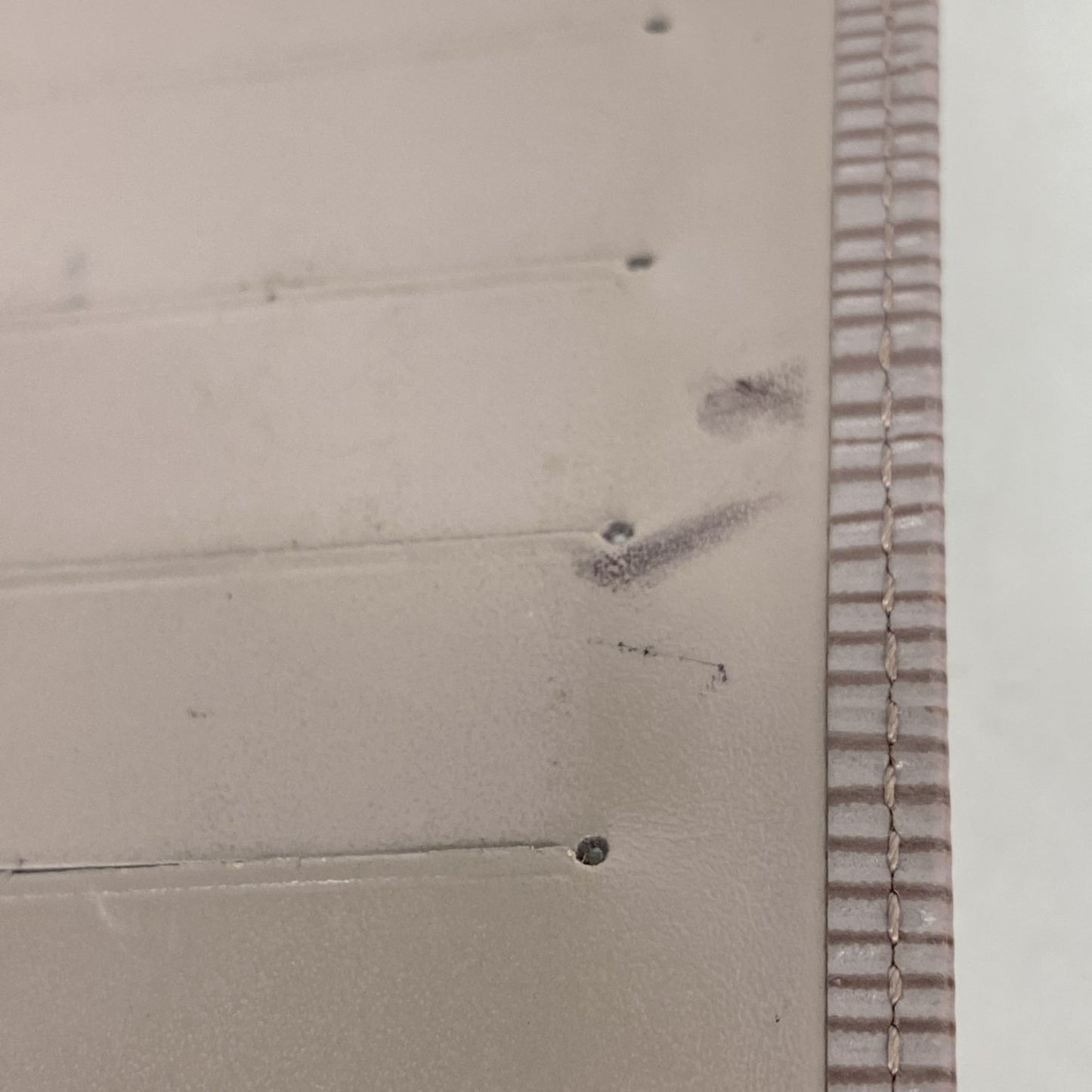 Louis Vuitton Epi Long Wallet Porte Carte Credit M6321B Lila