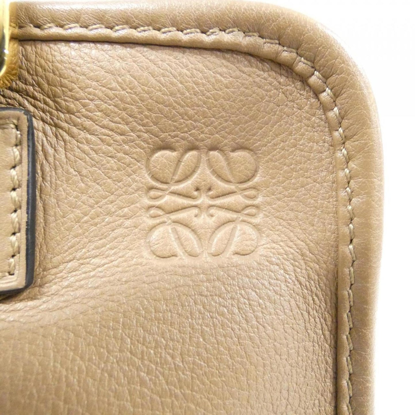 Loewe Amazona 23Cm 352 30 N71 Handbag