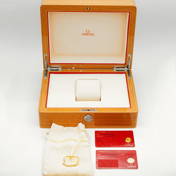 Omega Speedmaster 323.30.40.40.06.001 Gray Dial