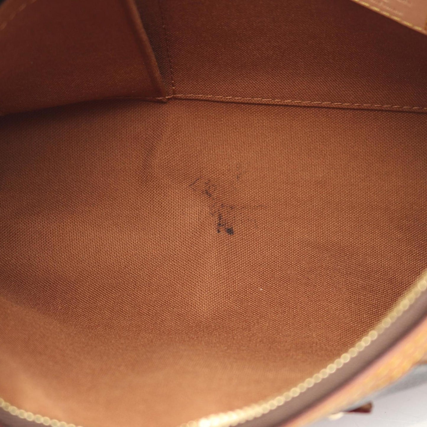 Louis Vuitton Thames Pm Shoulder Bag