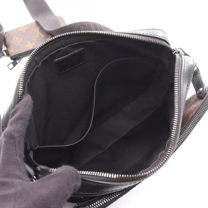Louis Vuitton Trio Messenger Shoulder Bag