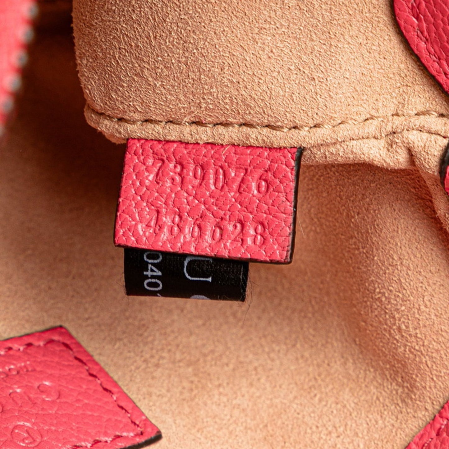 Gucci Gg Marmont Aphrodite Mini One-Shoulder Bag