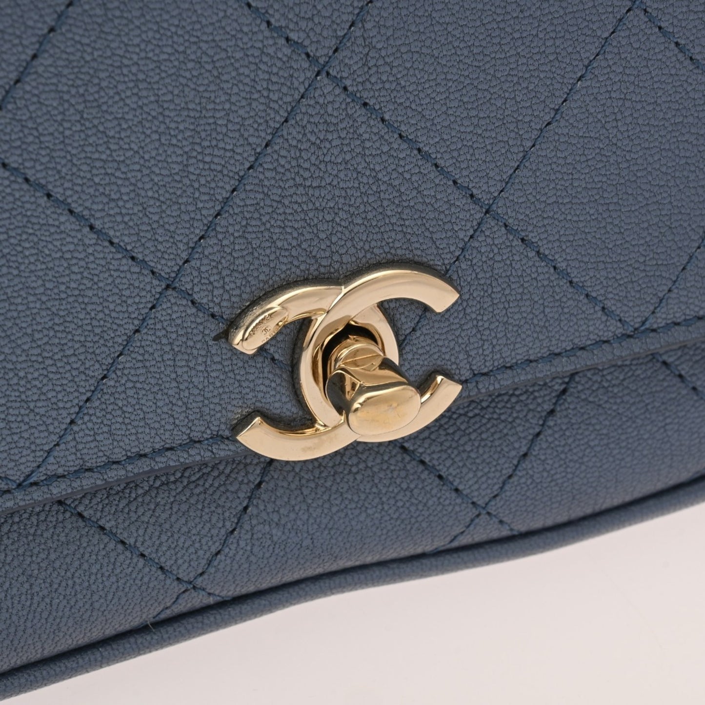 Chanel Affinity Metallic Blue Women'S Calfskin Waist Bag