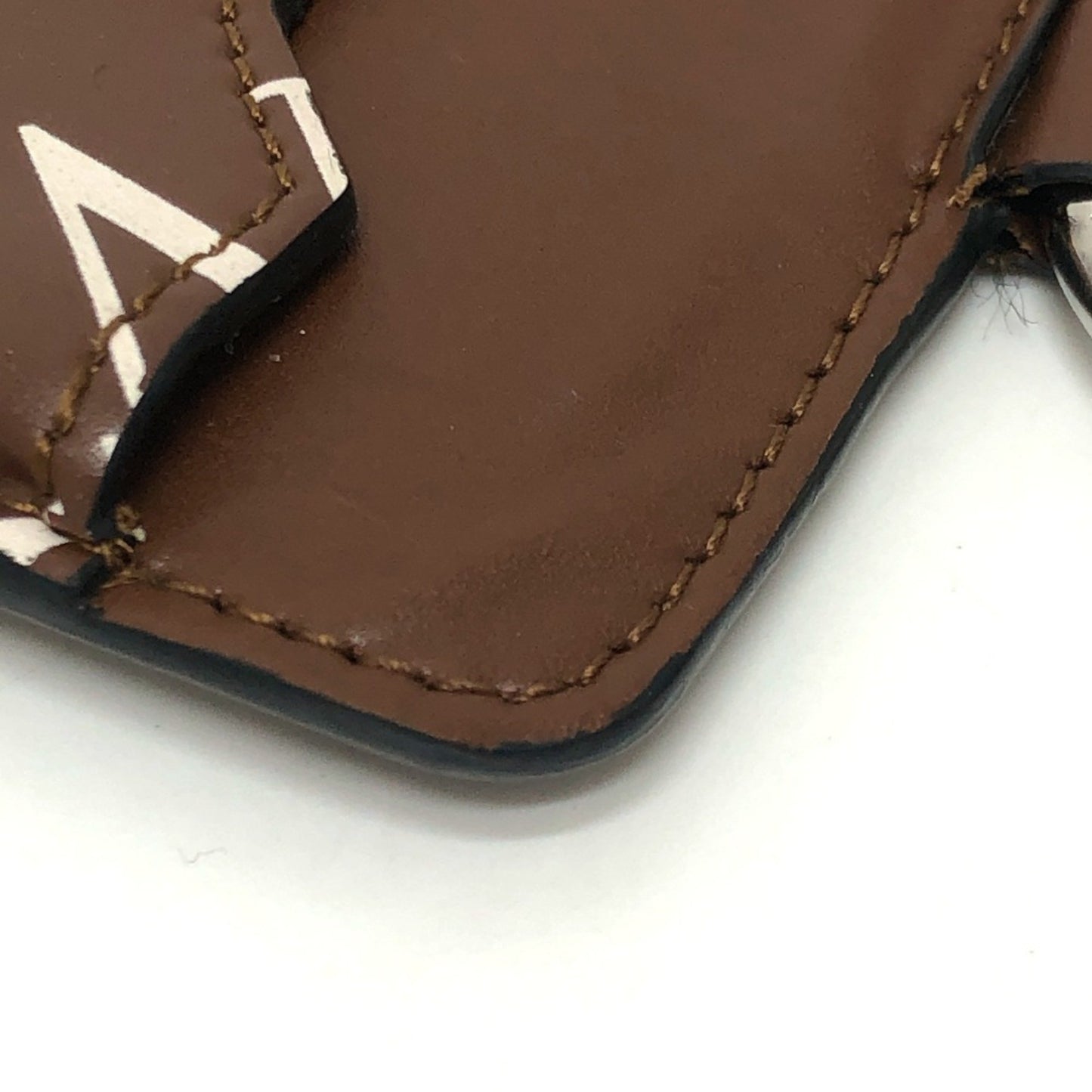 Valentino Valentino Logo All-Over Pattern Strap Smartphone Accessory Neck Shoulder Bag Leather