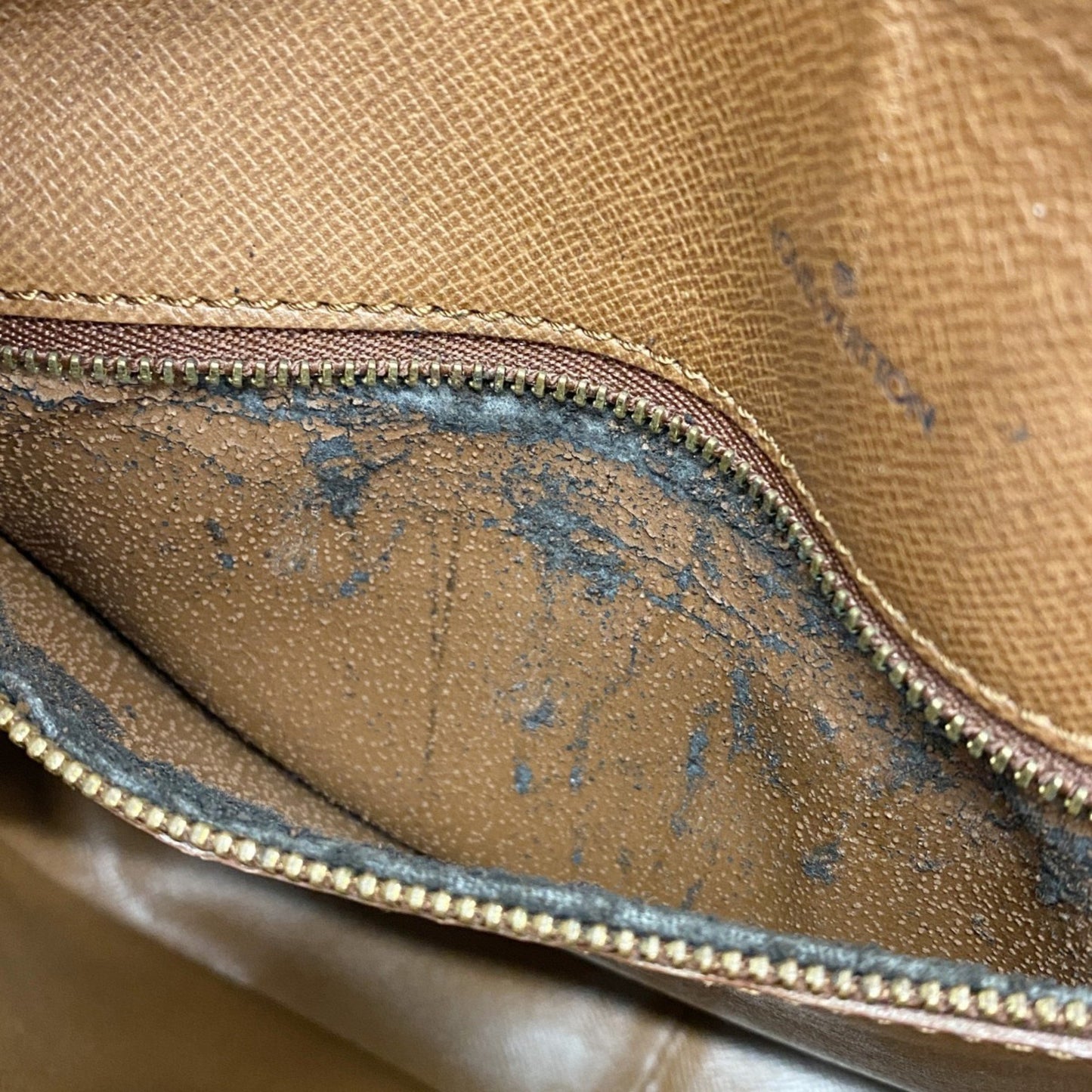 Louis Vuitton Monogram Saint-Cloud Gm Shoulder Bag M51242 Brown