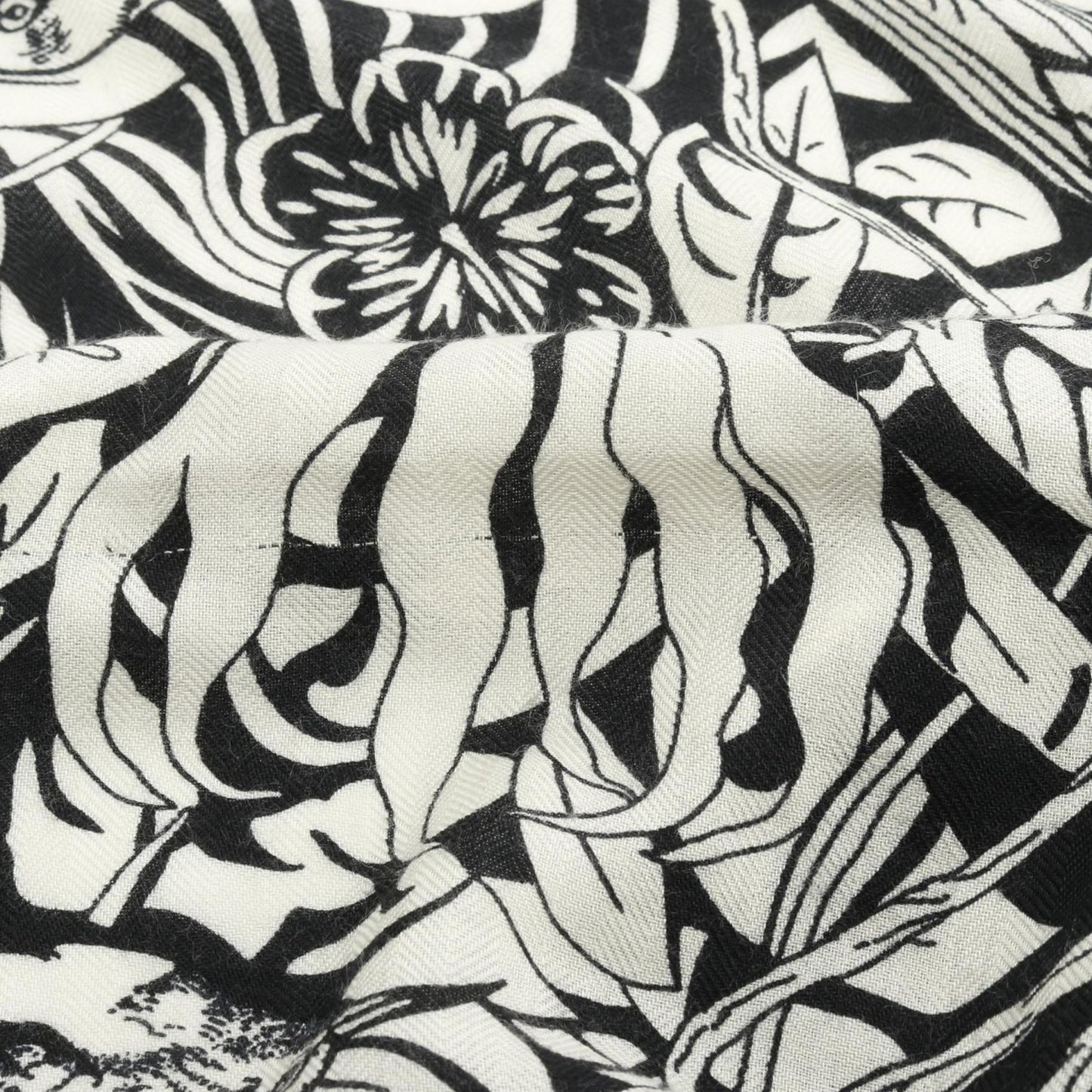 Hermes Herms Carre Jean 140 Jungle Love Scarf