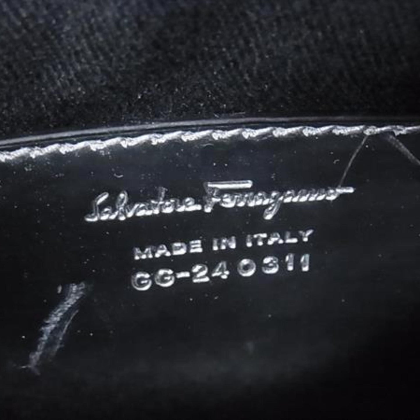 Salvatore Ferragamo Gancini Shoulder Bag Gg24 0311 Silver