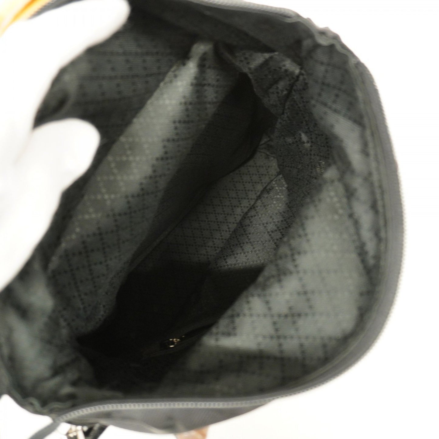 Gucci Bamboo 002 2122 Nylon Handbag In Black