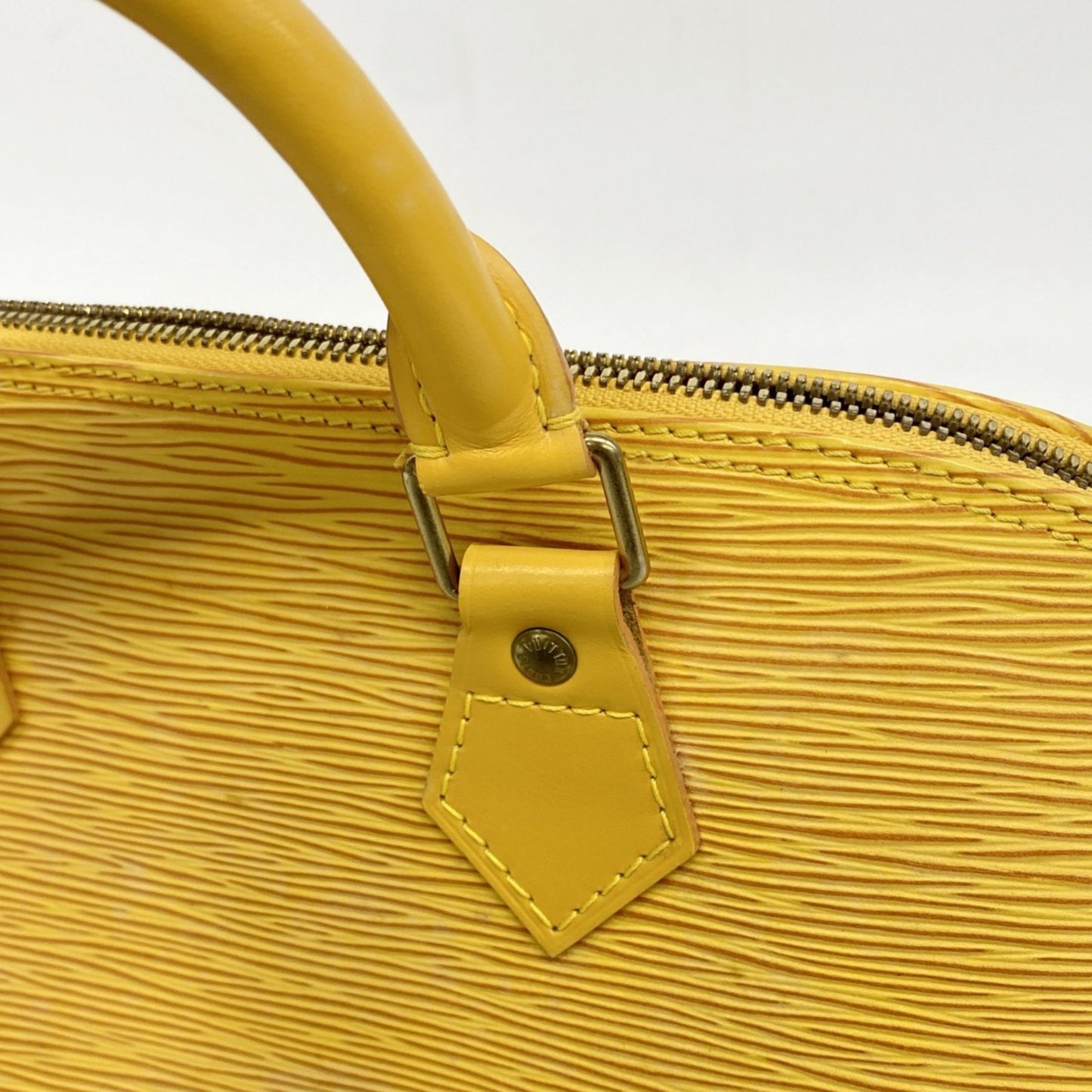 Louis Vuitton Epi Alma Handbag M52149 Jaune