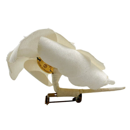Chanel Brooch Cotton Cotton White Corsage Camelia Women