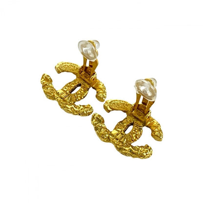 Chanel Earring Gold Plated Gold