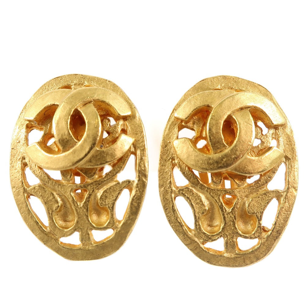 Chanel Earring Plated Gold Gold Vintage Oval Women