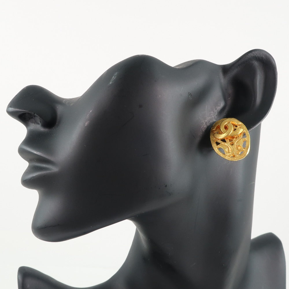 Chanel Earring Plated Gold Gold Vintage Oval Women