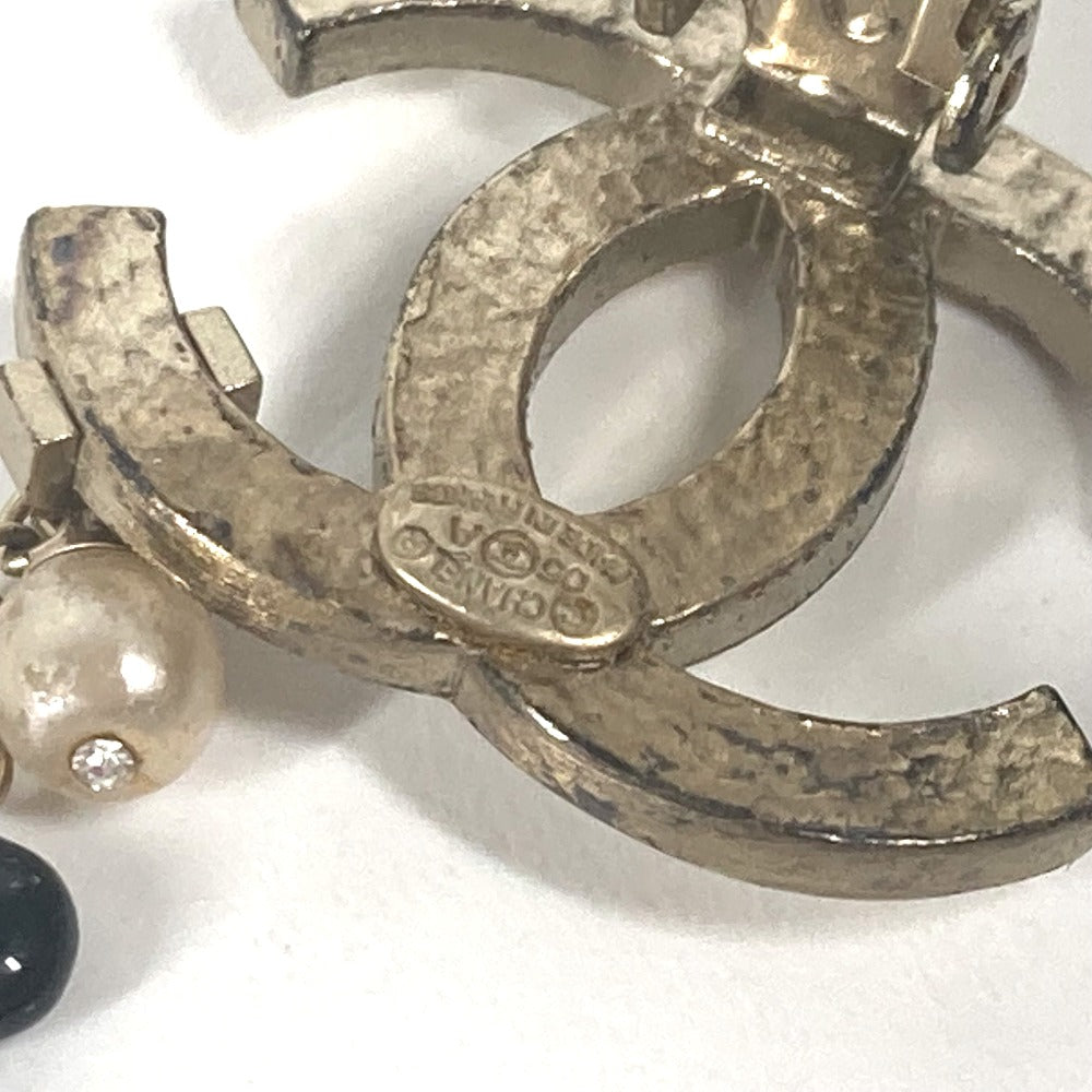 Chanel Earring Metal Gold 05A Logo Cc Coco Mark Faux Pearl Heart
