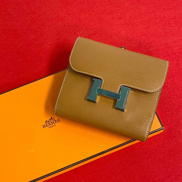 Hermes Bifold Wallet Epsom Brown Logo Metal Constance Compact Women