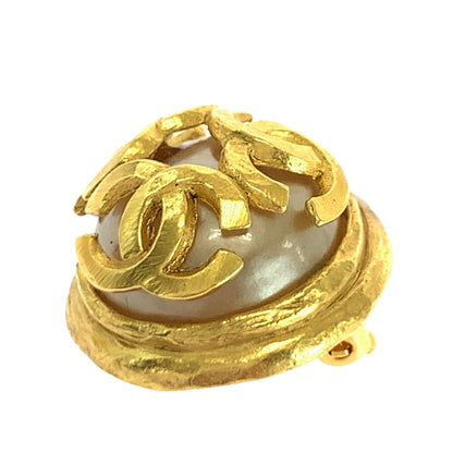 Chanel Earring Plating, Fake Pearl Gold White Earring Triple Coco Mark Faux Pearl Women