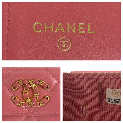 Chanel Tri-Fold Wallet Lambskin Pink Gold Metal Folding Wallet Compact Wallet 19 Year Old Matelasse