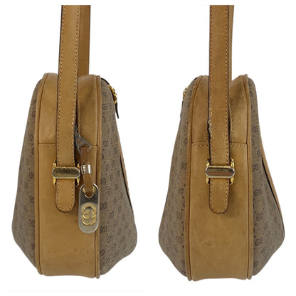 Gucci Shoulder Bag Pvc Beige Gold Metal Old Gucci Micro Gg