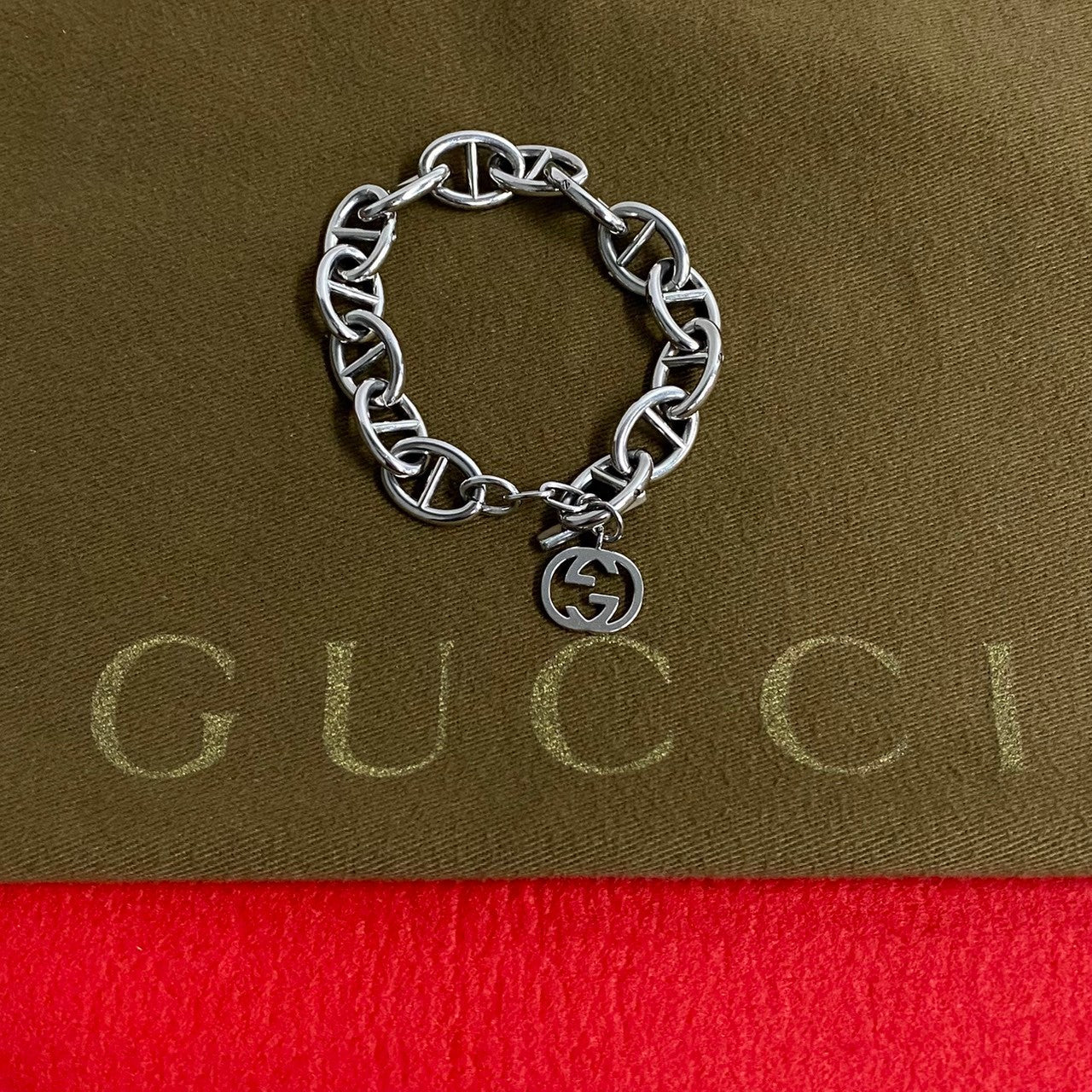 Gucci Bracelet Metal Silver Gg Motif Anchor Chain Bracelet Women(Unisex)
