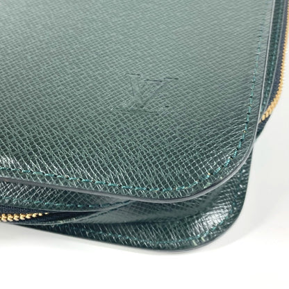 Louis Vuitton Business Bag M30064 Taiga Leather Green Taiga Baltic Mens