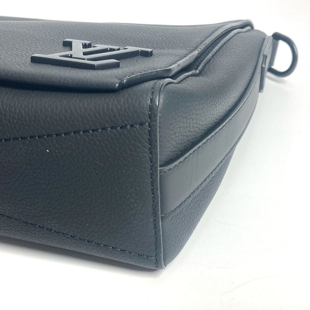 Louis Vuitton Shoulder Bag M57080 , Grain Leather Black Lv Aerogram Takeoff Messenger