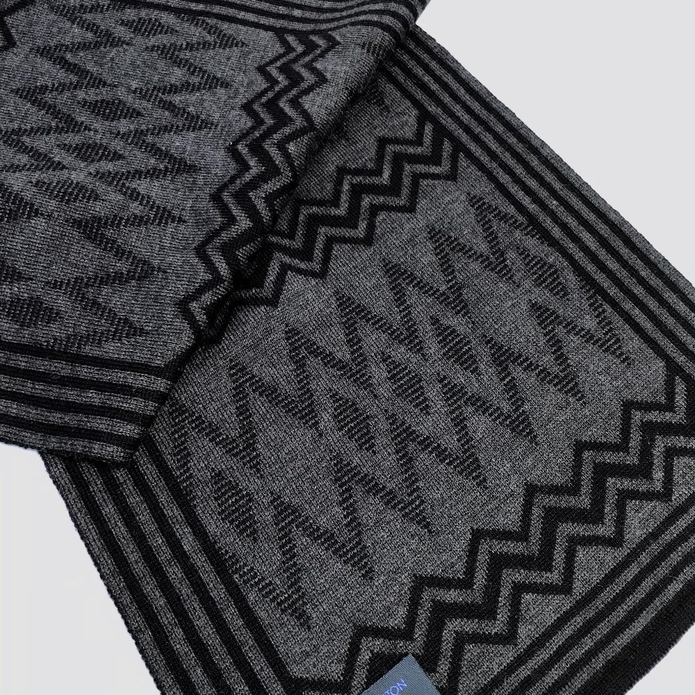 Louis Vuitton Scarf 401910 Wool Black Grey Chevron Stripes Mens