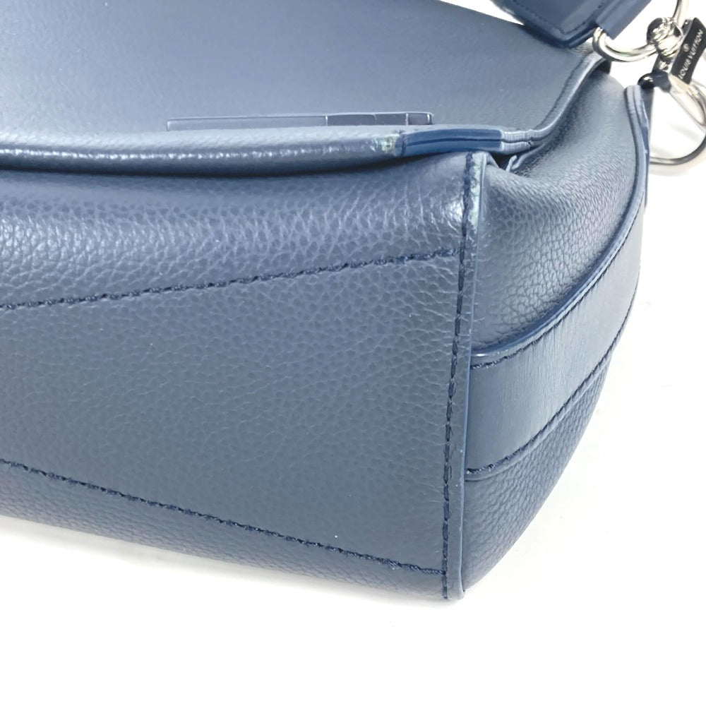 Louis Vuitton Shoulder Bag M21363 Cowhide Leather Navy Lv Aerogram Takeoff Messenger Mens