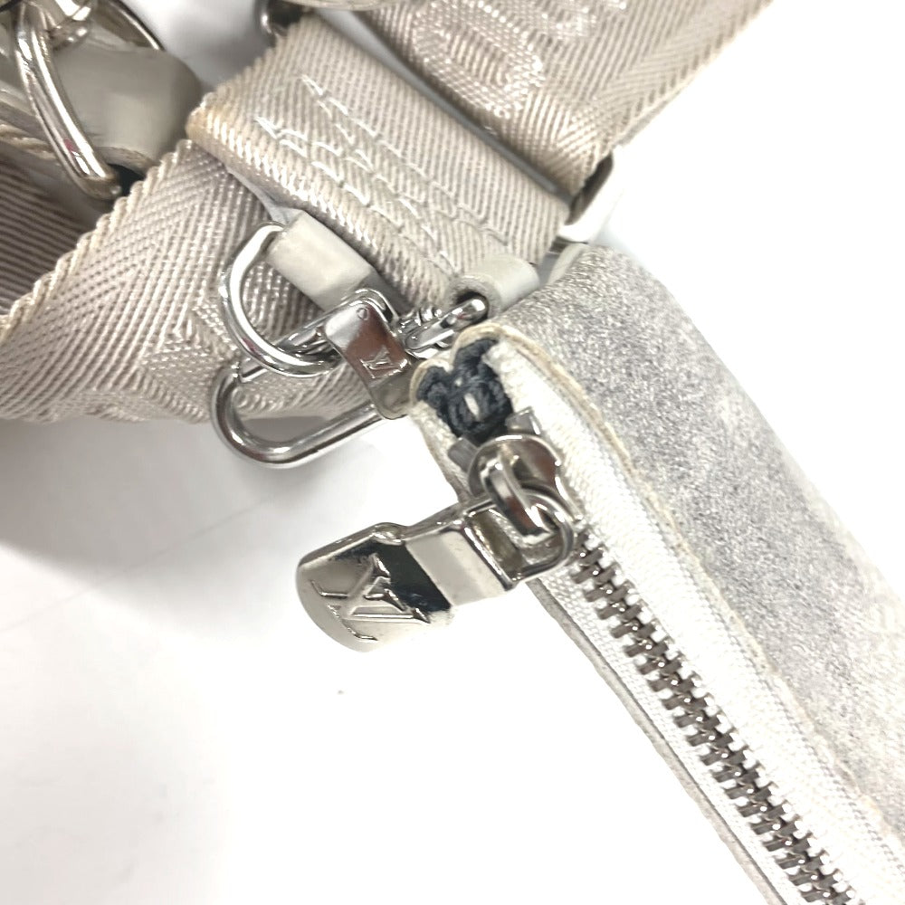 Louis Vuitton Shoulder Bag N50068 Canvas, Damier Salt Canvas Gray Damier Salt Trio Messenger Mens