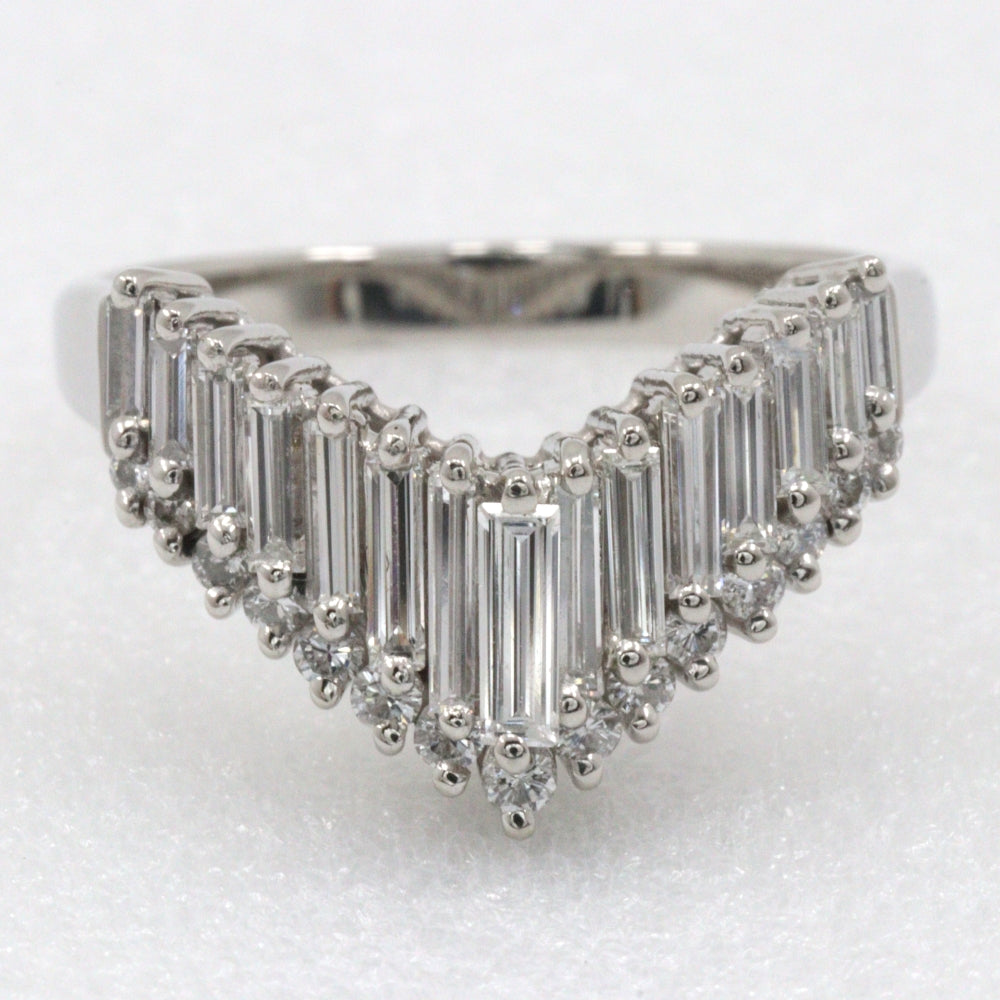 Jewelry Ring Pt900Platinum, Diamond Silver V Character Women