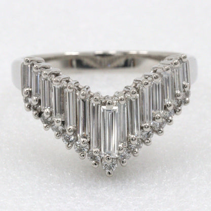 Jewelry Ring Pt900Platinum, Diamond Silver V Character Women