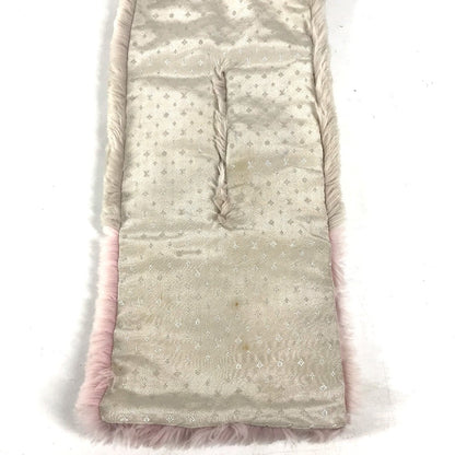 Louis Vuitton Scarf M70873 , Beaver Pink Lv Logo Fur Echarpe Lv In The City Women