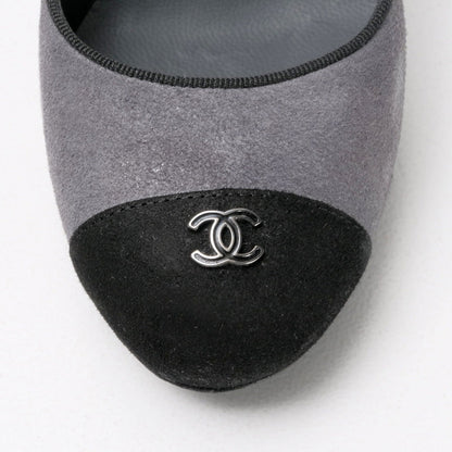 Chanel Pumps G28700 Leather Gray / Black Women 35 1/2C