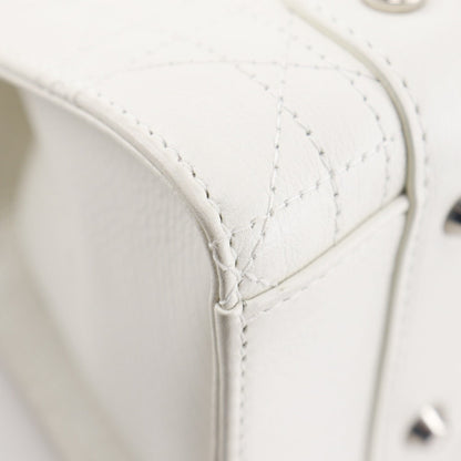Christian Dior Handbag 09-Ma-0044 Leather White Canage