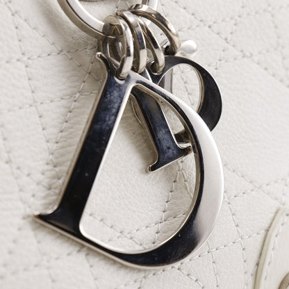 Christian Dior Handbag 09-Ma-0044 Leather White Canage