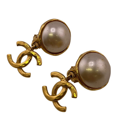 Chanel Earring Gold Plated Gold 95P Fake Pearl Coco Mark Women